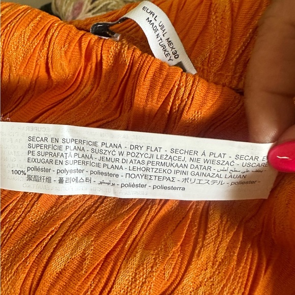 Zara Orange pencil Skirt
NWOT - Picture 5 of 5